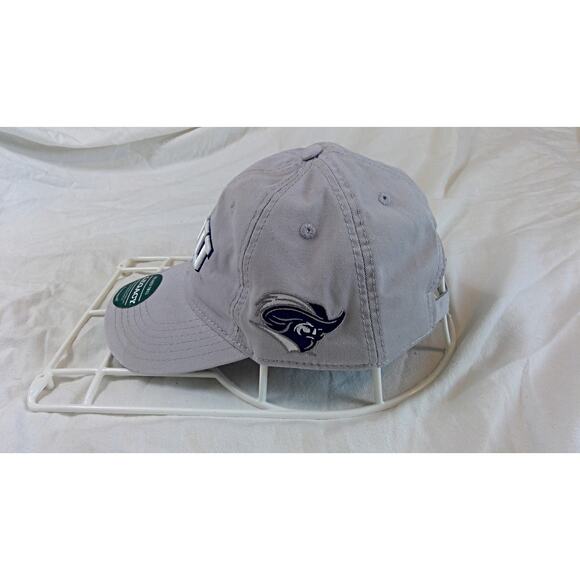 Christopher Newport University “MOM” Legacy Hat CNU Captains - Picture 3 of 8